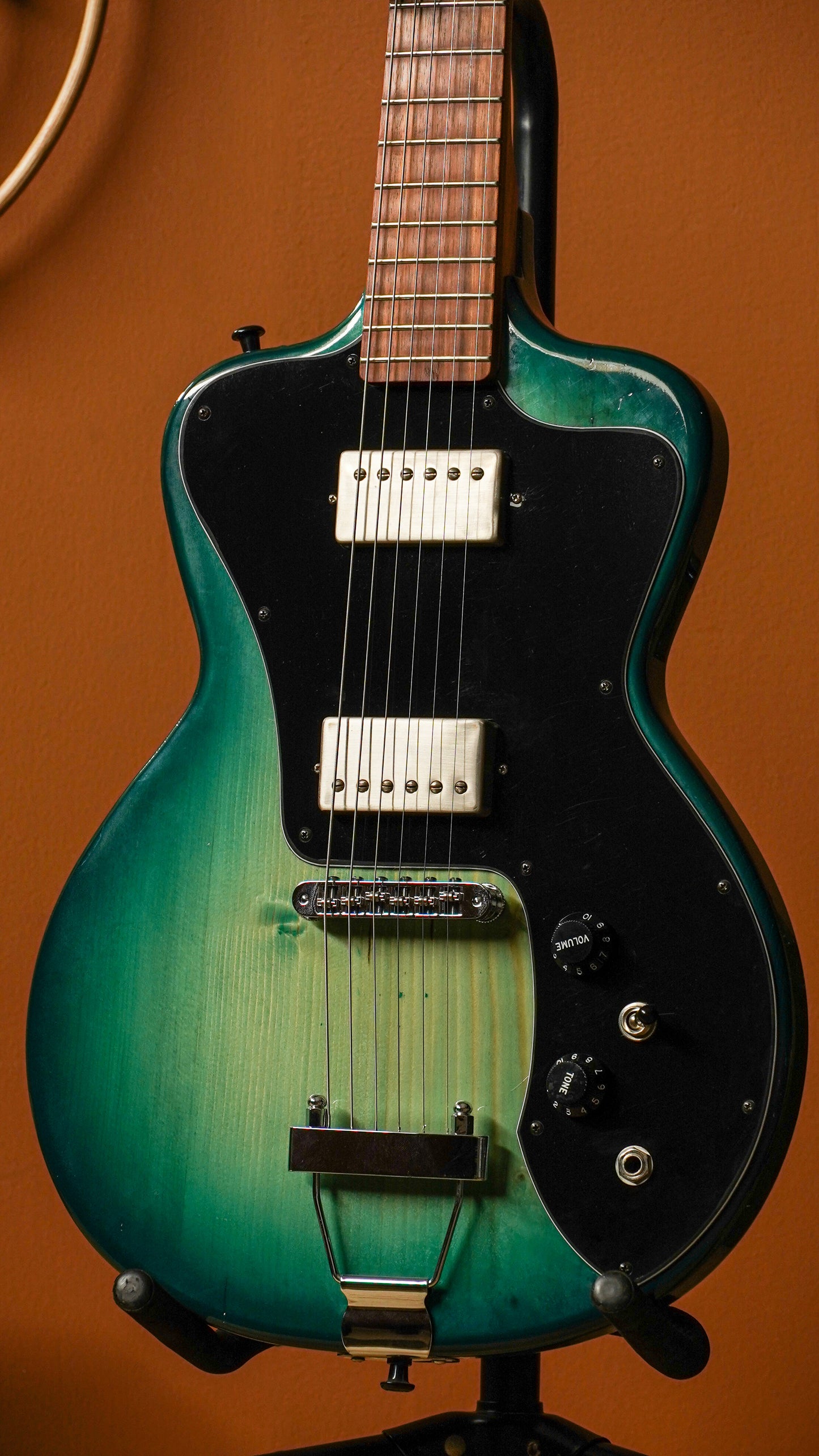 Electric Guitar Model HRSB6