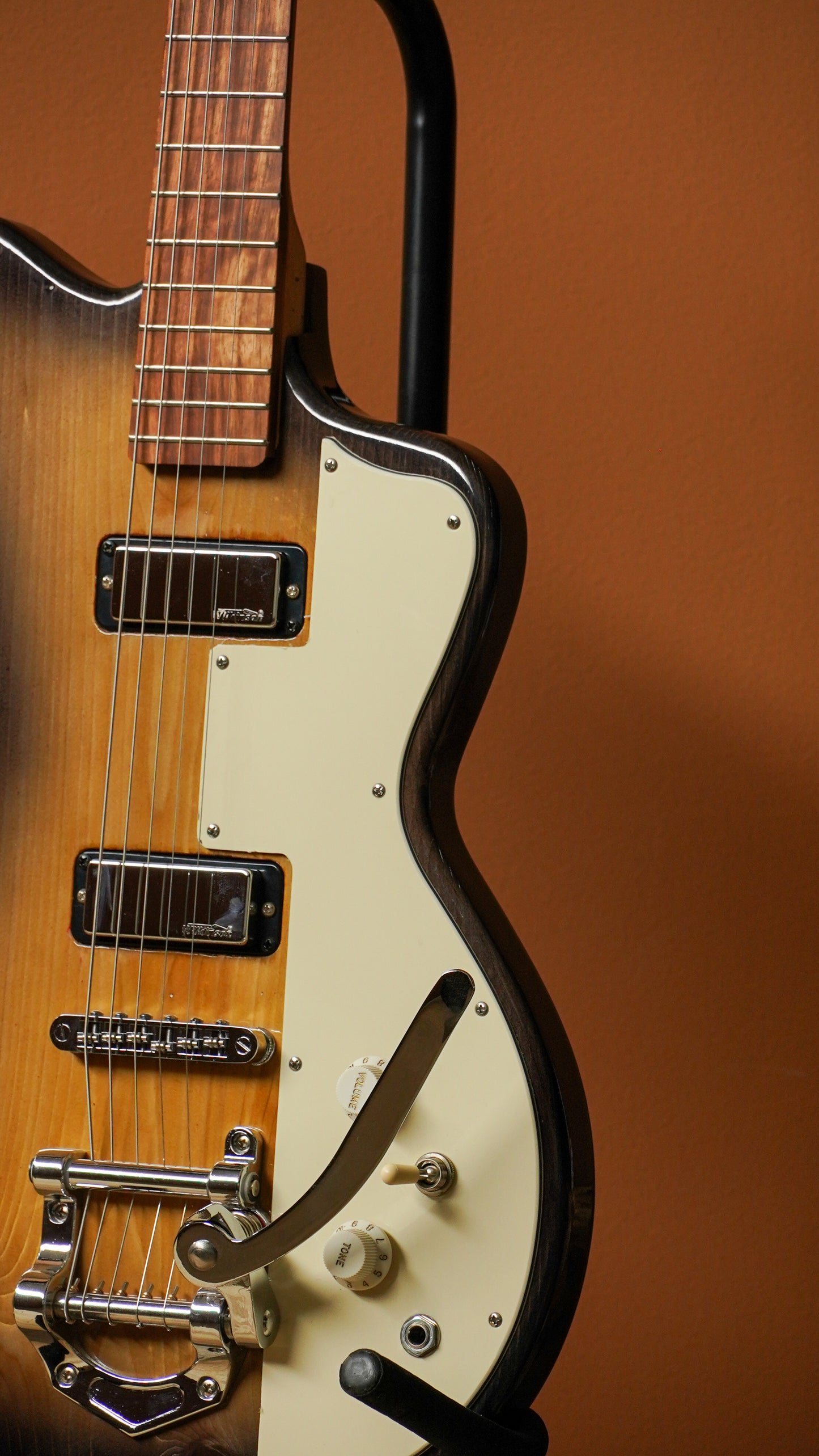 Electric Guitar Model HRSB1