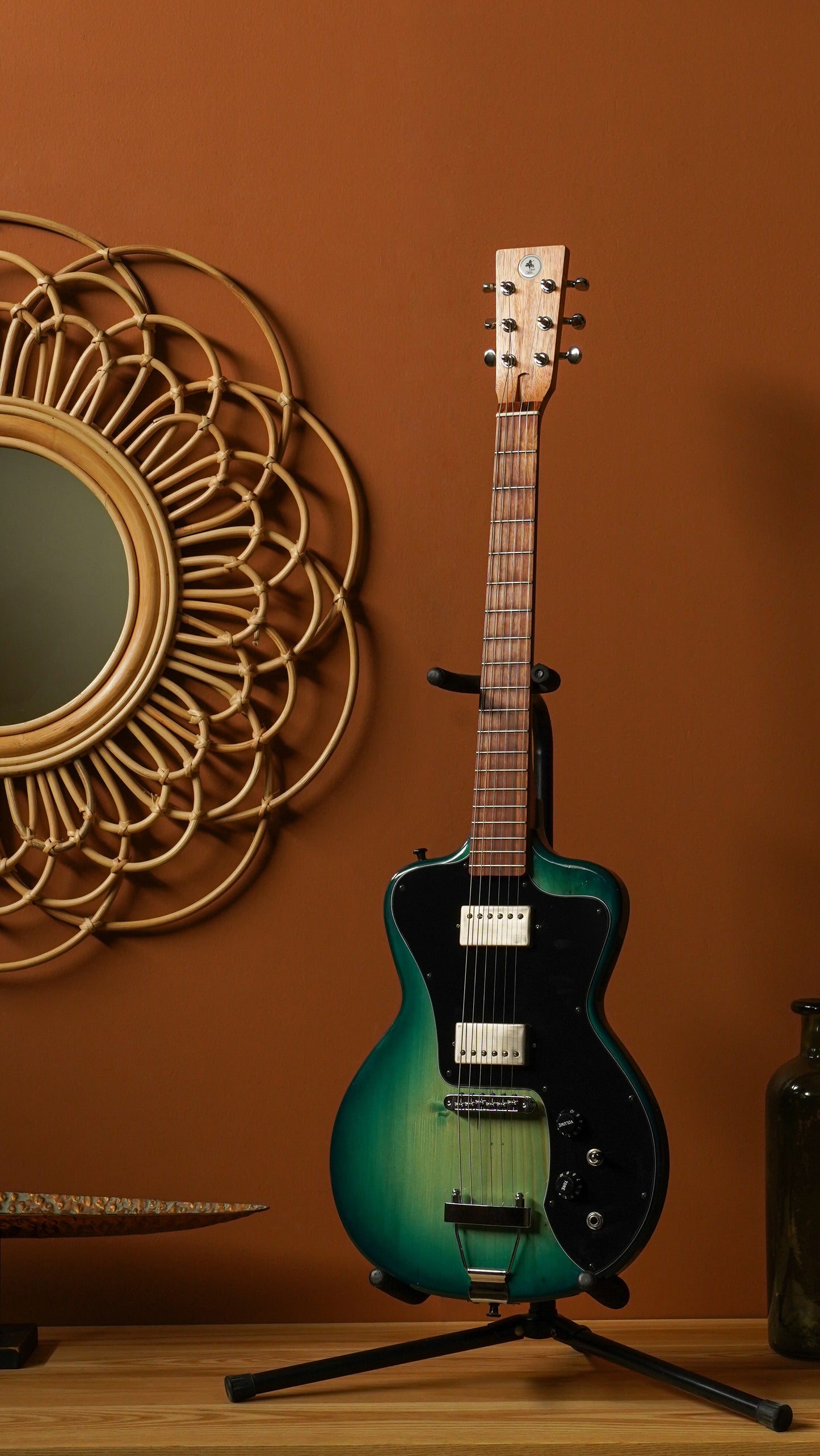 Electric Guitar Model HRSB6