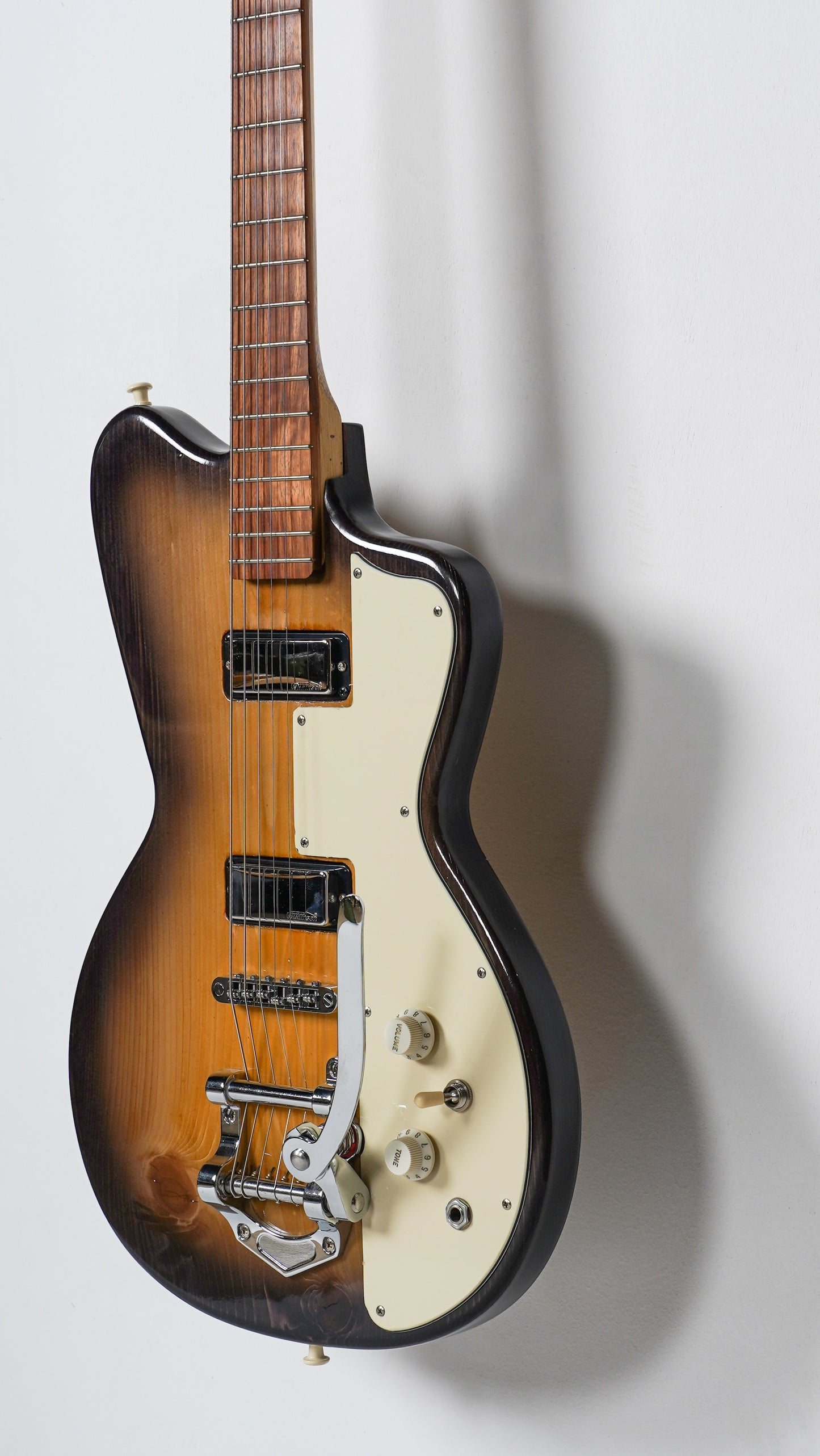 Electric Guitar Model HRSB1