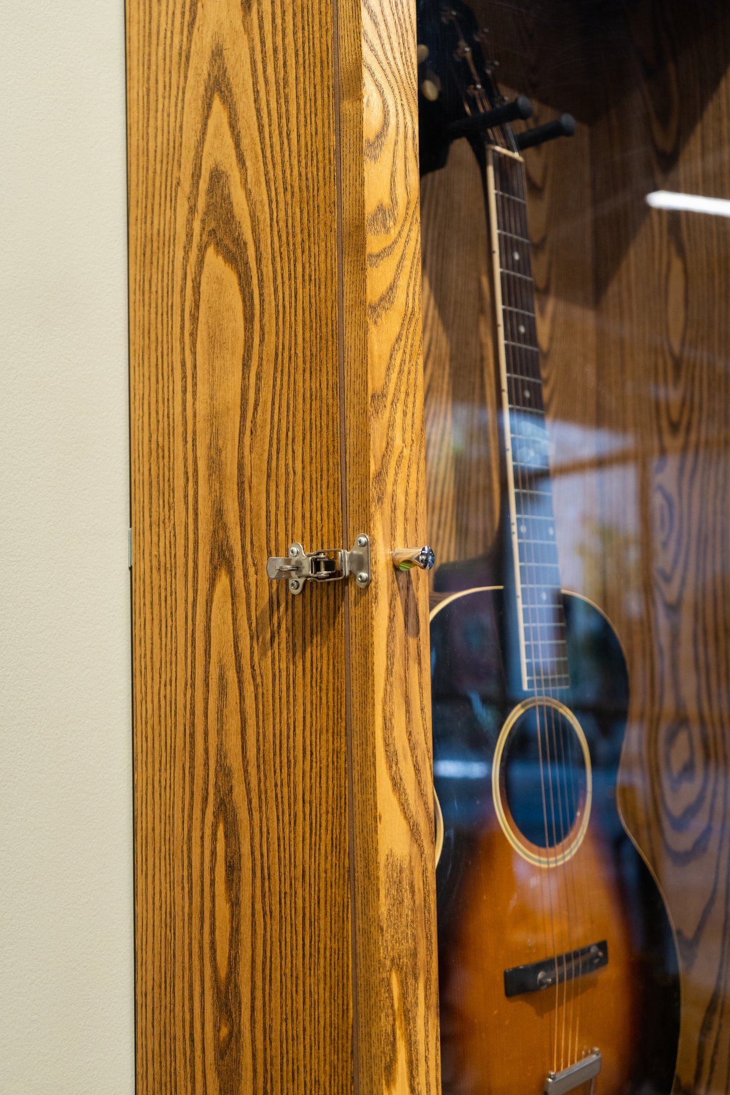Deluxe Hardwood Guitar Display Cabinet